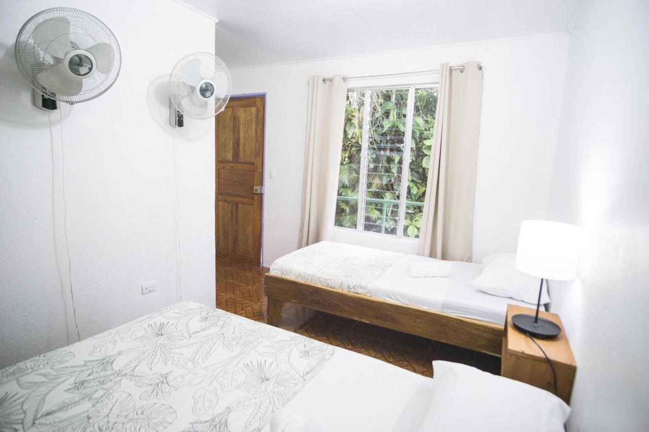 Pura Vibra Hostel La Fortuna Eksteriør billede