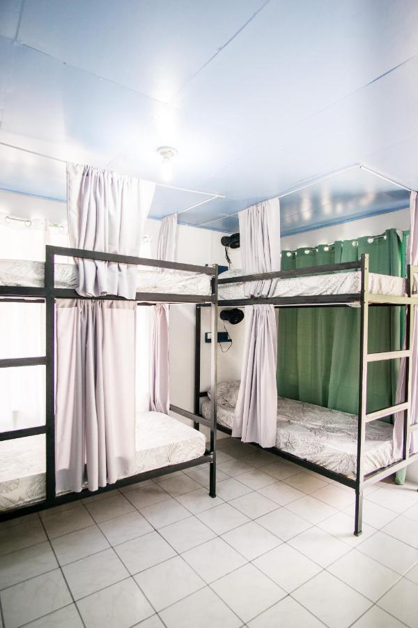 Pura Vibra Hostel La Fortuna Eksteriør billede