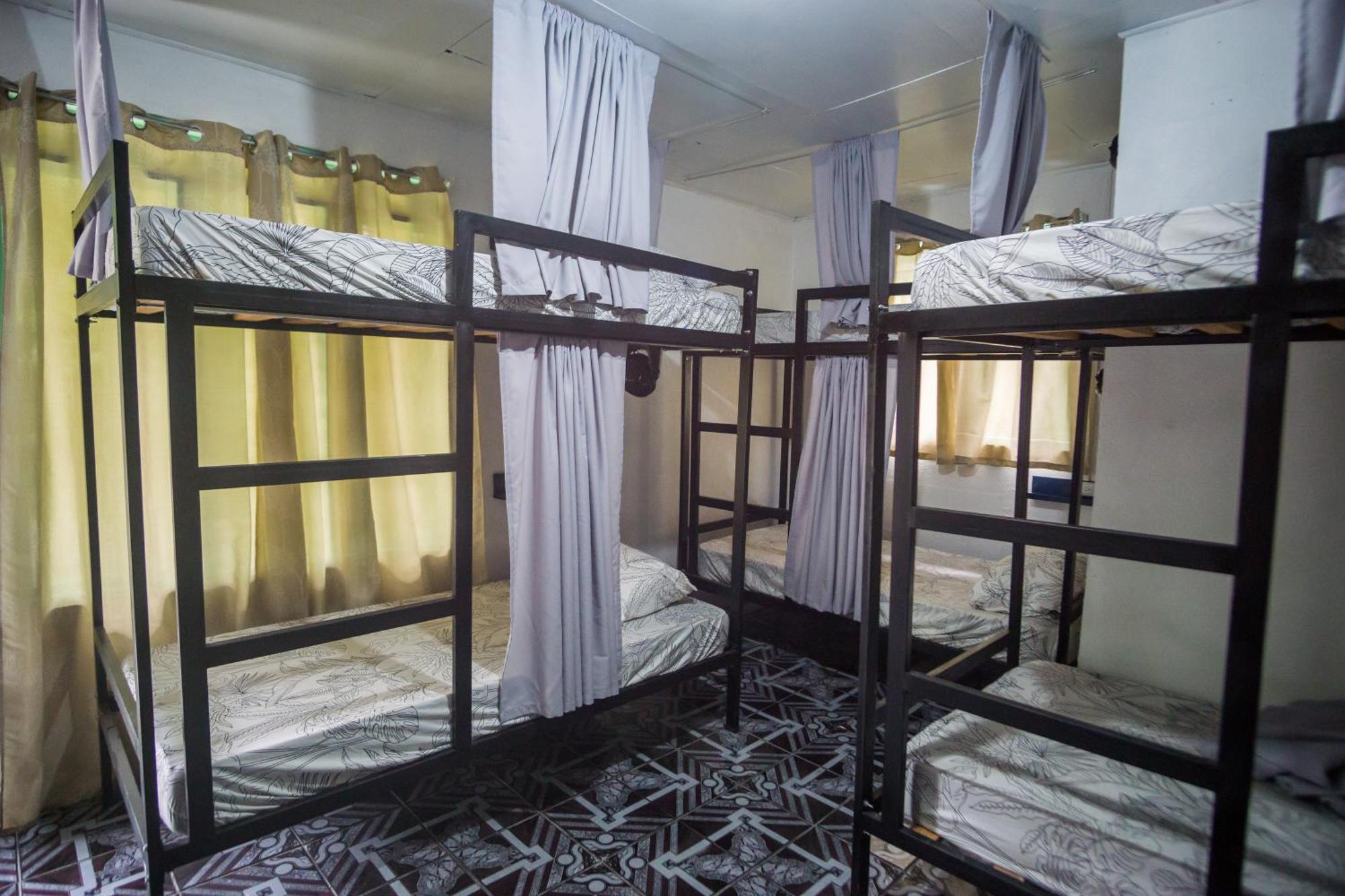 Pura Vibra Hostel La Fortuna Eksteriør billede