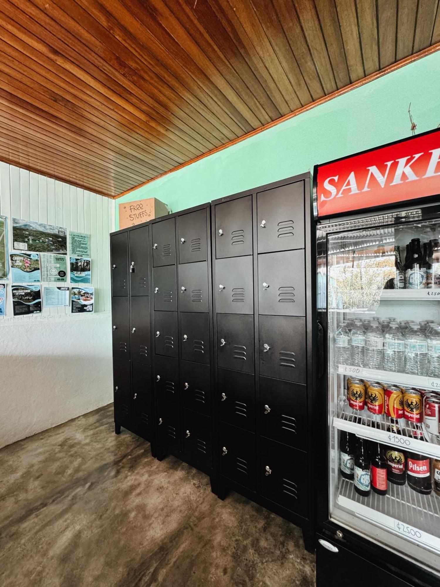 Pura Vibra Hostel La Fortuna Eksteriør billede