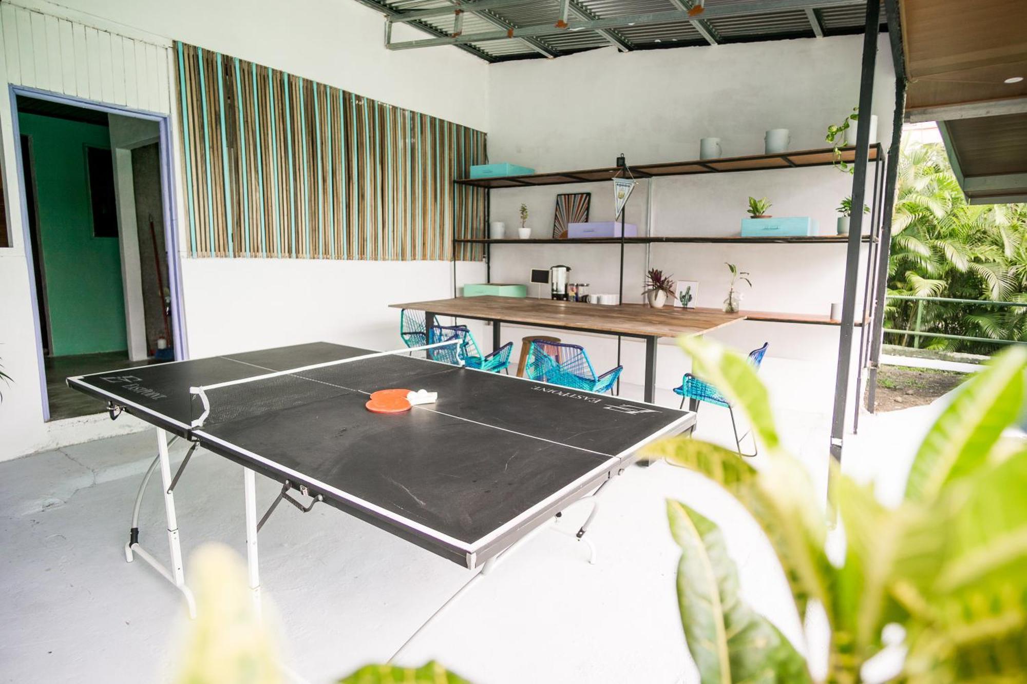 Pura Vibra Hostel La Fortuna Eksteriør billede