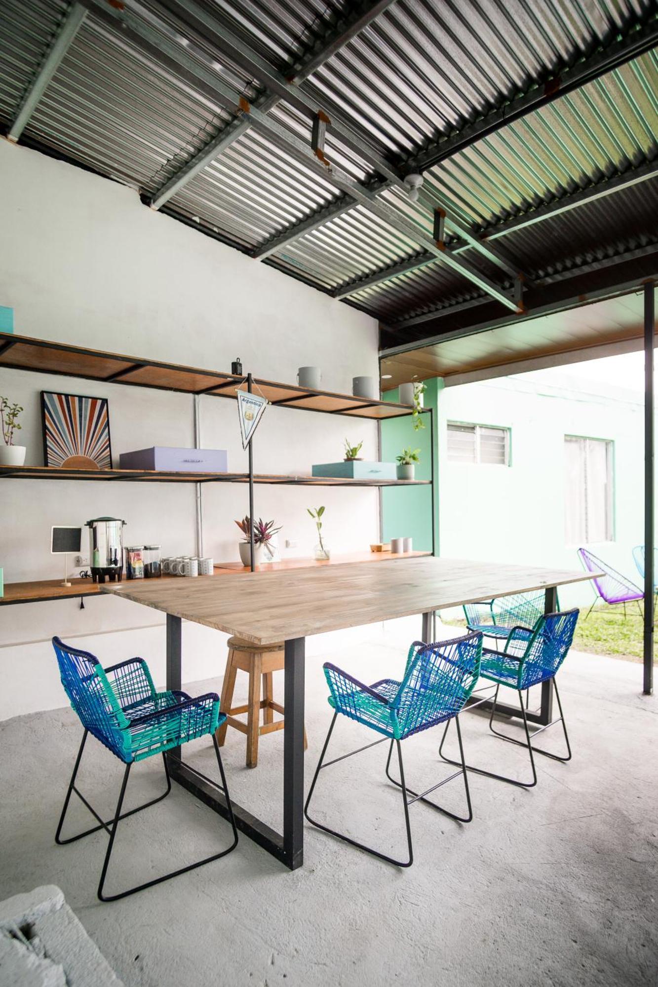 Pura Vibra Hostel La Fortuna Eksteriør billede