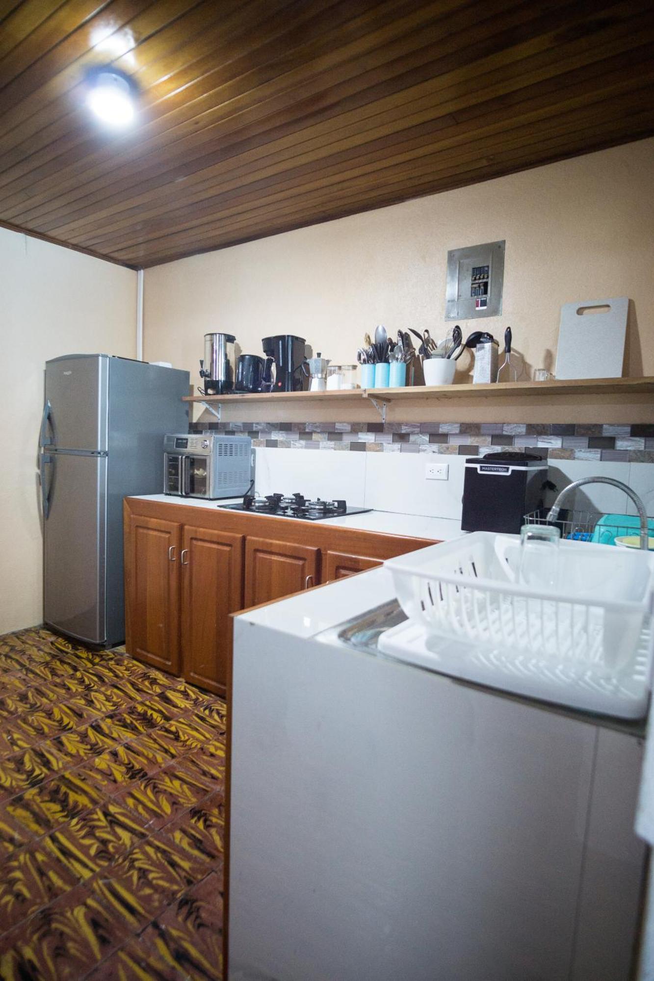 Pura Vibra Hostel La Fortuna Eksteriør billede
