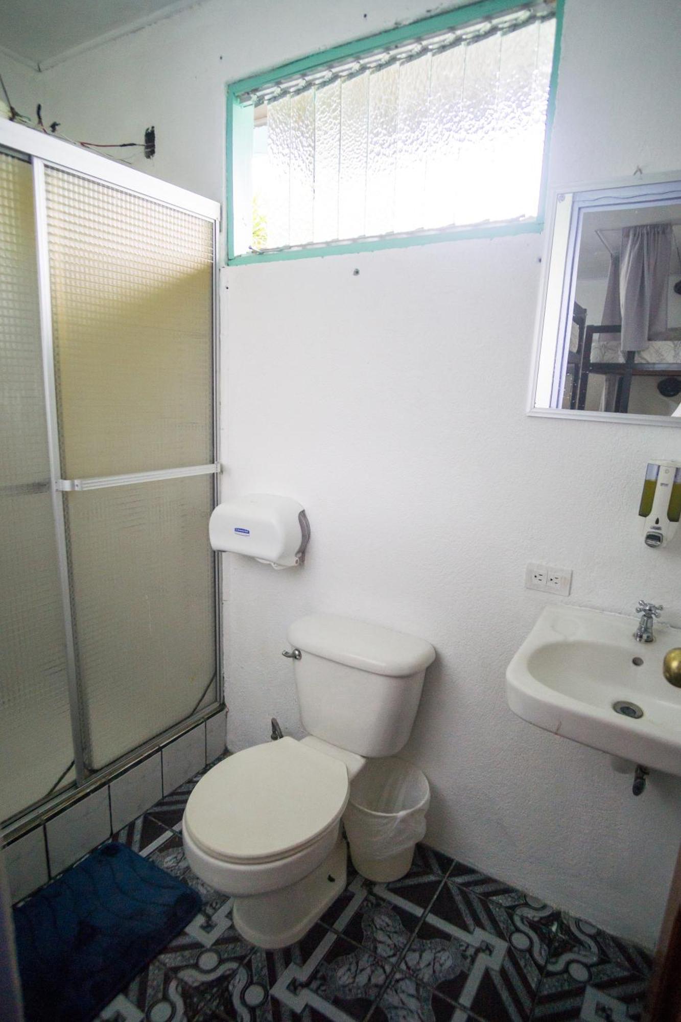 Pura Vibra Hostel La Fortuna Værelse billede